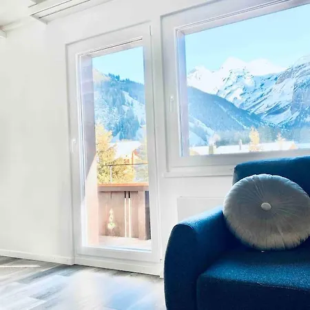 Unique Penthouse With Gallery And Mountain View *