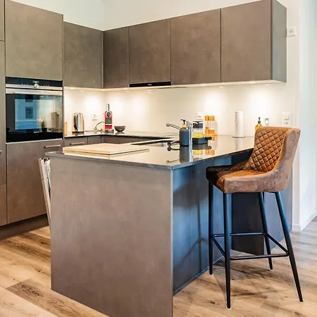 דירה Unique Penthouse With Gallery And Mountain View