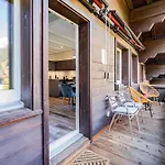 Unique Penthouse With Gallery And Mountain View Apartment Kandersteg
