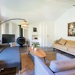 Unique Penthouse With Gallery And Mountain View * Kandersteg