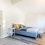 Unique Penthouse With Gallery And Mountain View